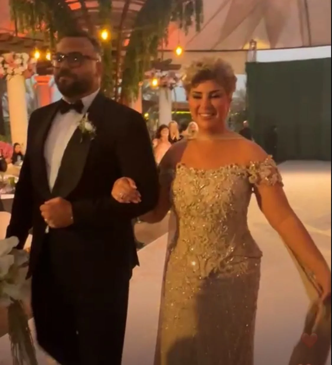 دموع الفرح والزغاريد: مفيدة شيحة تحتفل بزفاف ابنتها فى ليلة استثنائية تجمع بين المشاعر