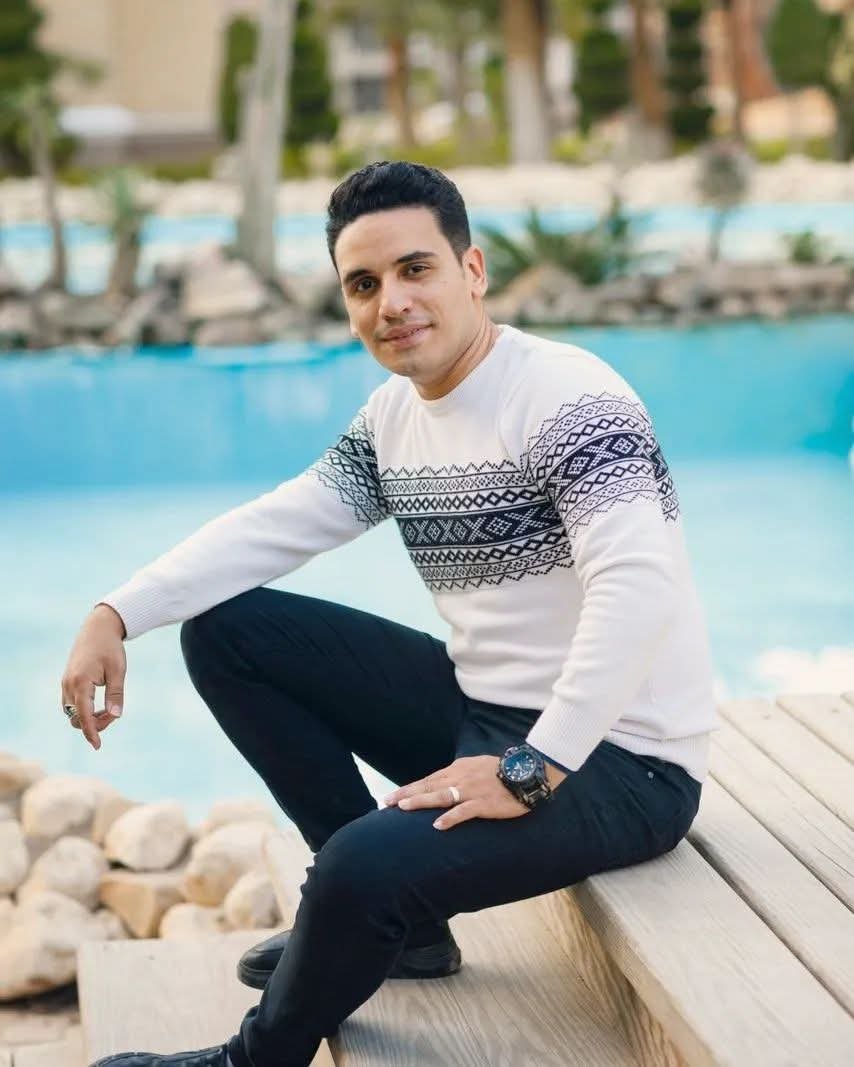 الموزع أحمد امين