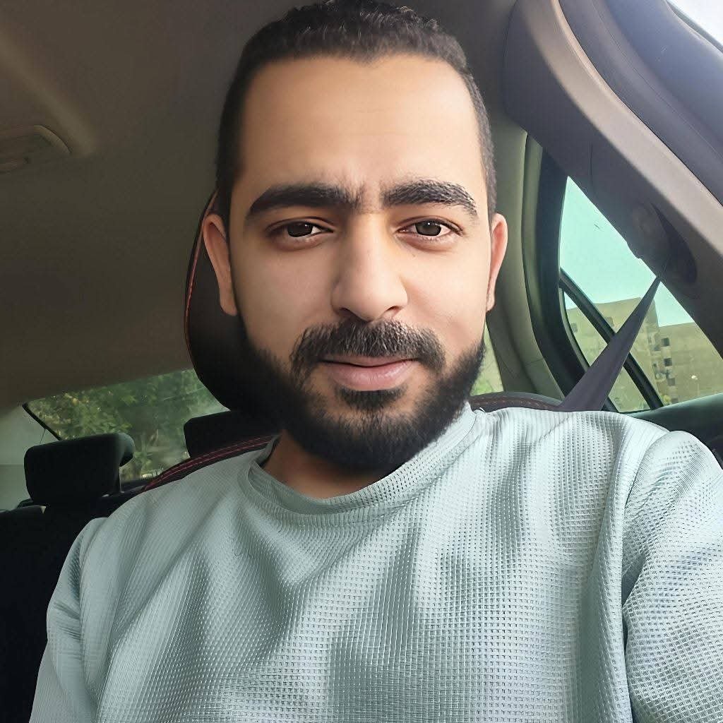 الشاعر الغنائي إبراهيم محمد