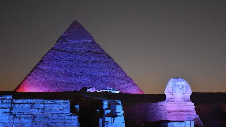مشروع الصوت والضوء بالأهرامات