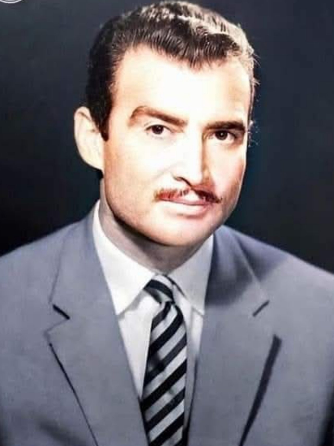 الفنان الراحل أحمد مظهر