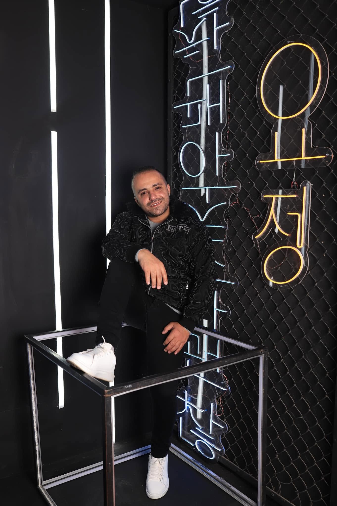 الشاعر الغنائي أحمد شكري