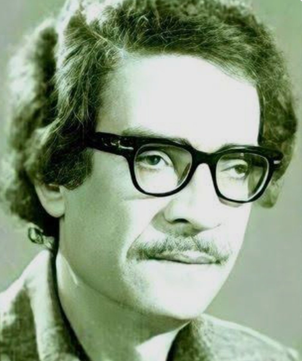 الشاعر الغنائي مرسي جميل عزيز